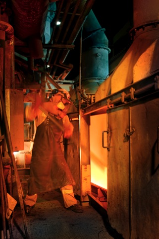 Furnace Worker 04